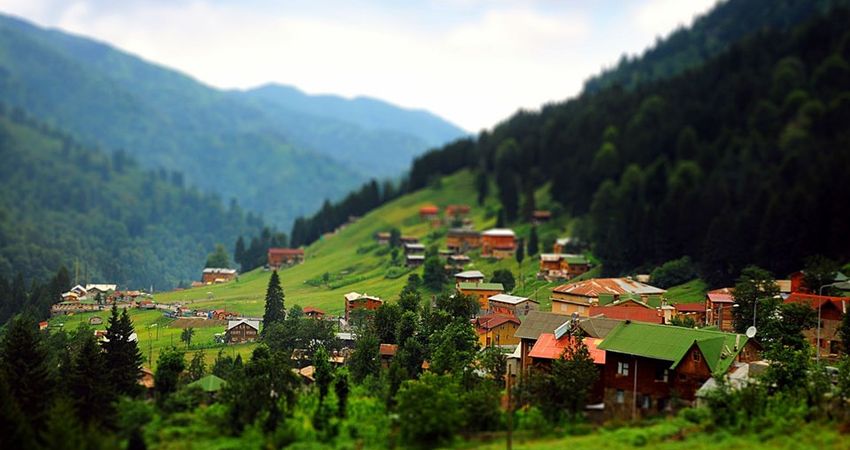 BAŞTAN SONA BATUM KONAKLAMALI KARADENİZ YAYLALAR TURU 