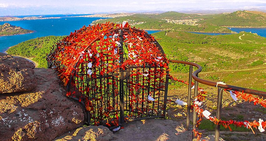 GÖKÇEADA BOZCAADA KAZ DAĞLARI BERGAMA AYVALIK TURU