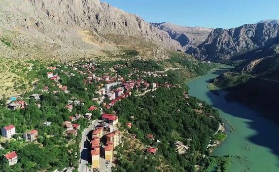Otobüslü Erzincan Girvelek Tunceli Elazığ Kemaliye Divriği Sivas Turu