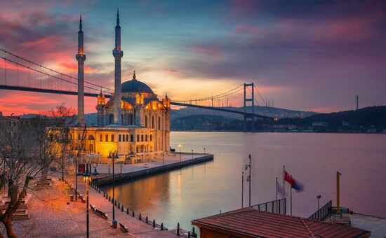  İSTANBUL NOSTALJİ TURU '' BALAT - FENER - ORTAKÖY - TAKSİM ''