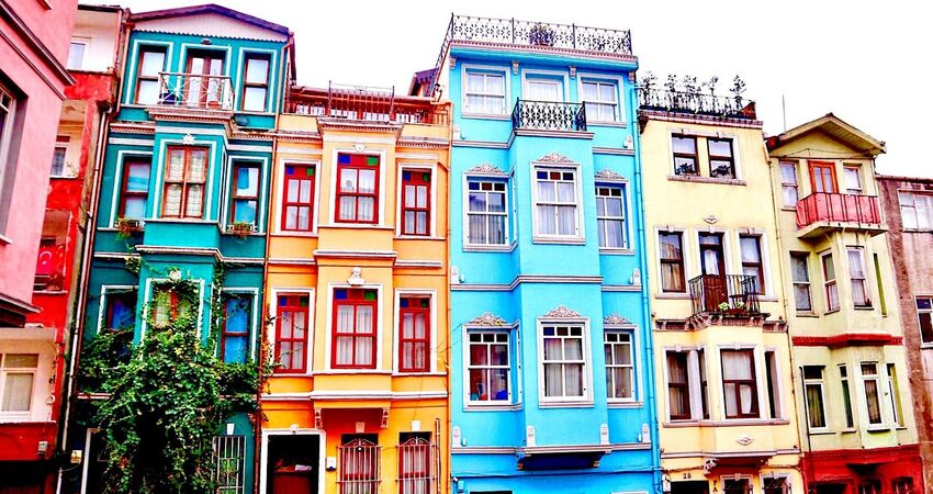  İSTANBUL NOSTALJİ TURU '' BALAT - FENER - ORTAKÖY - TAKSİM ''