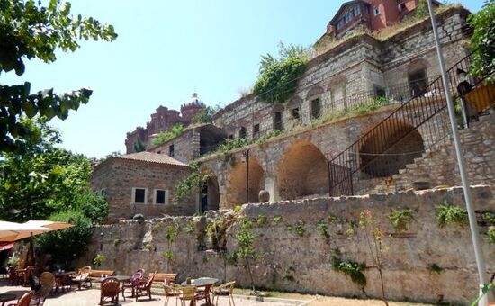 İSTANBUL NOSTALJİ TURU '' BALAT - FENER - ORTAKÖY - TAKSİM ''