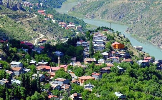 HIZLI TRENLE SİVAS TUNCELİ MUNZUR VADİSİ KEMALİYE DİVRİĞİ TURU