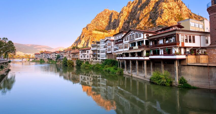 HIZLI TRENLE SİVAS BATI KARADENİZ (Tokat – Amasya – Şahinkaya Kanyonu – Bafra – Sinop – Kastamonu) TURU