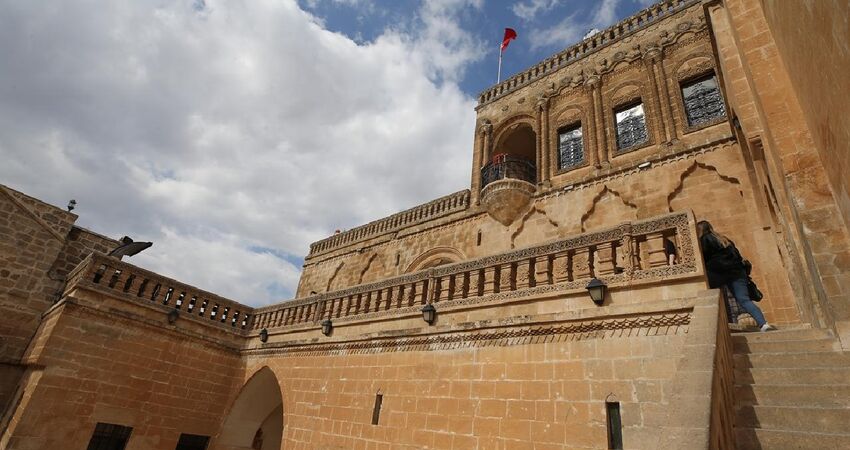 YILBAŞI ÖZEL BUTİK MARDİN MİDYAT TURU
