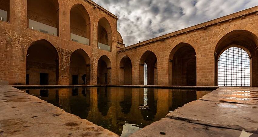 YILBAŞI ÖZEL BUTİK MARDİN MİDYAT TURU
