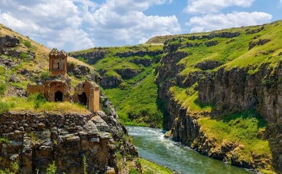  HIZLI TREN GİDİŞ UÇAK DÖNÜŞ DOĞU ANADOLU TURU