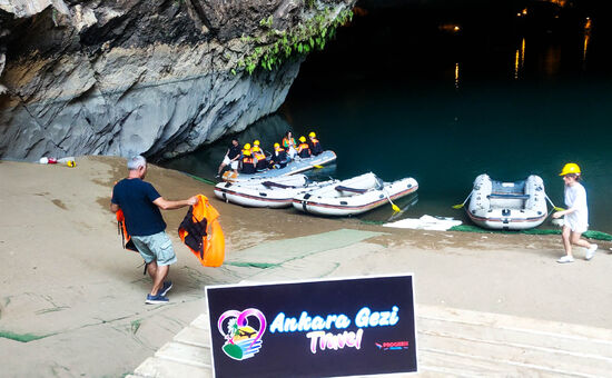 Dolu Dolu Macera Kanyonlar Şelaleler Rafting Salda Gölü İnsuyu Mağarası Turu
