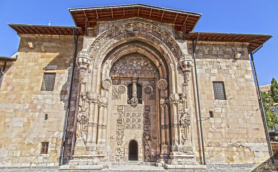 Ankara Çıkışlı Hızlı Trenle Sivas Tunceli Munzur Kemaliye Divriği Turu