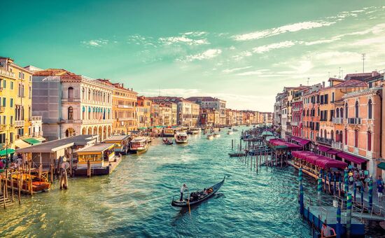 Ankara Hareketli Ajet Havayolları ile Grand Alpler Üçgeni ve Alsace Turu