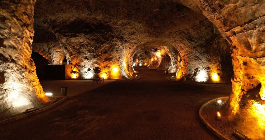  HIZLI TREN GİDİŞ UÇAK DÖNÜŞ DOĞU ANADOLU TURU