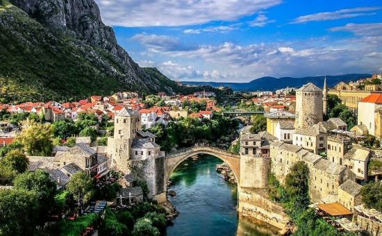 Ankara Çıkışlı Kosovalı Büyük Balkanlar Turu AJet ile Extra Turlar ve Akşam Yemekleri Dahil TIA-TIA